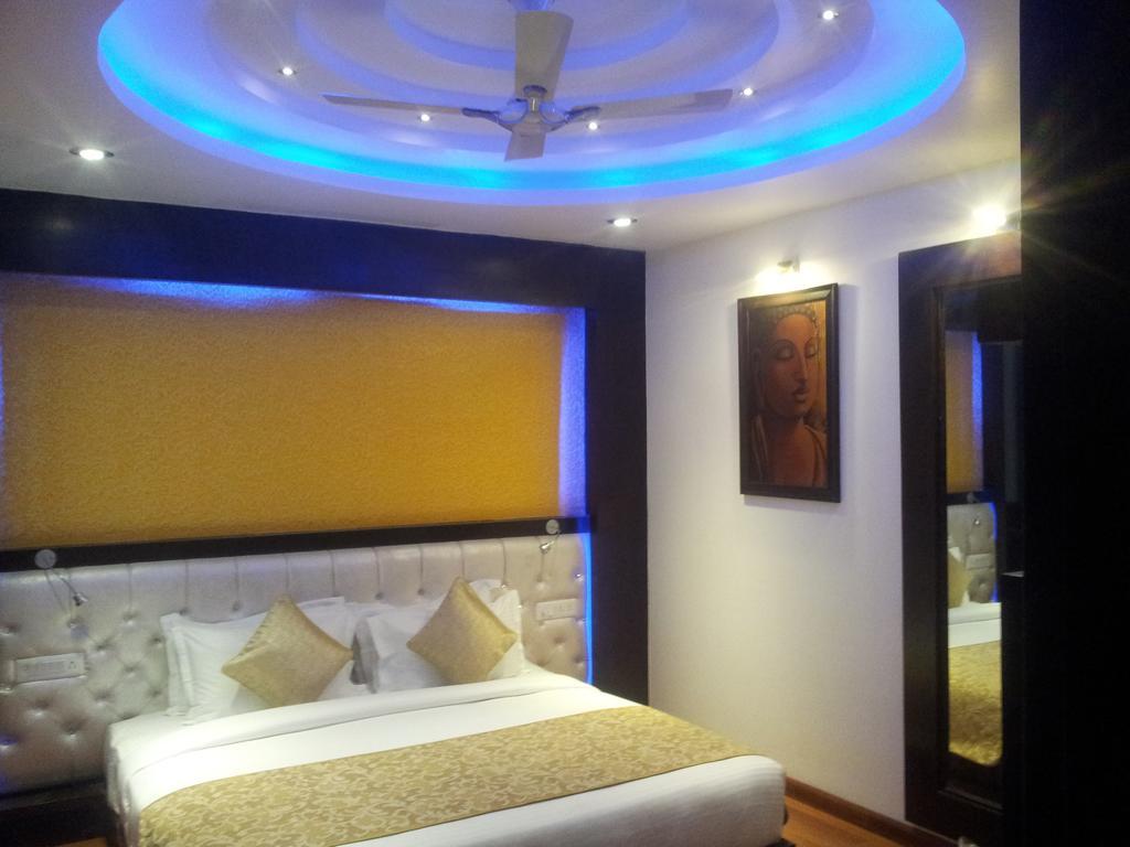 Hotel The Haven Kashipur Rum bild