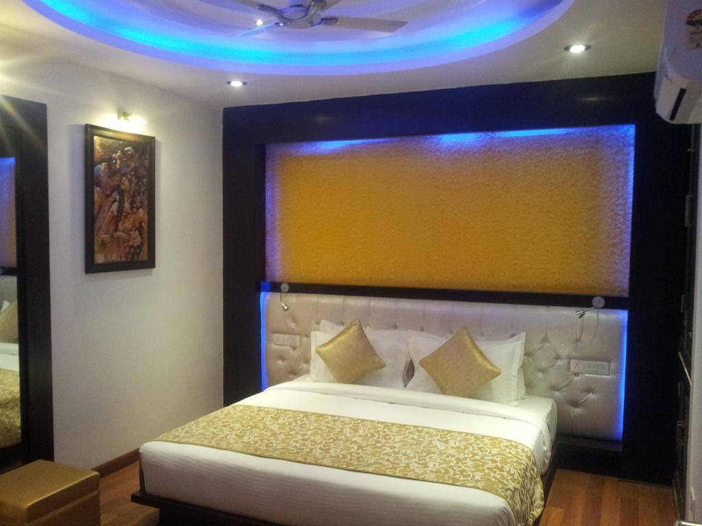Hotel The Haven Kashipur Rum bild