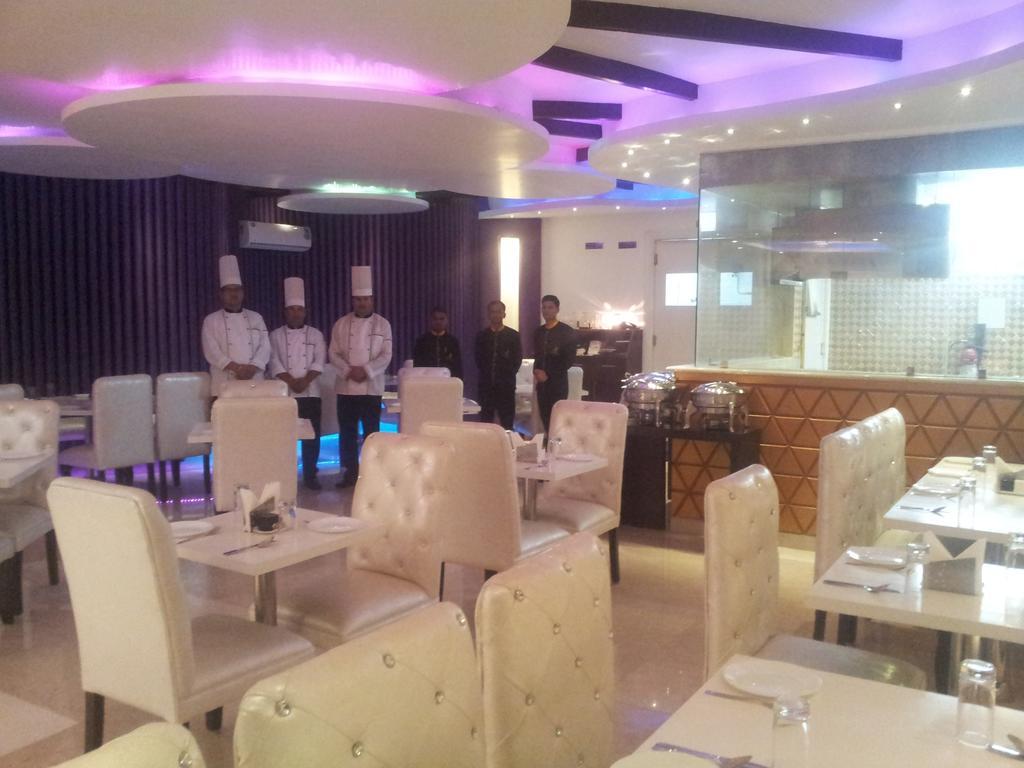 Hotel The Haven Kashipur Exteriör bild